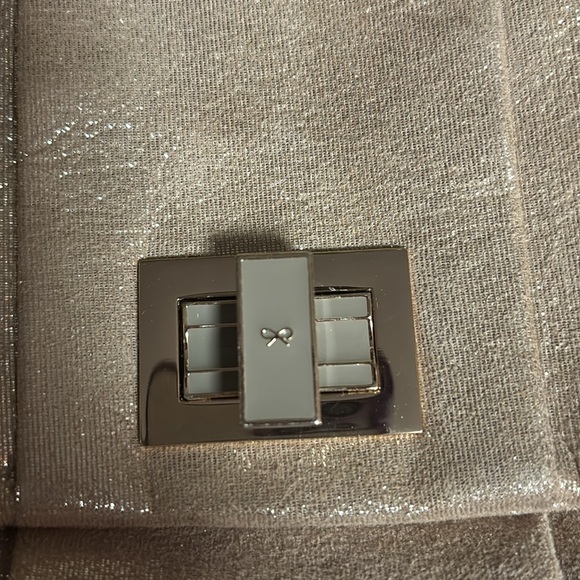 Anya Hindmarch Elegant Beige/gold Shoulder Bag is a show stopper! - Picture 17 of 17